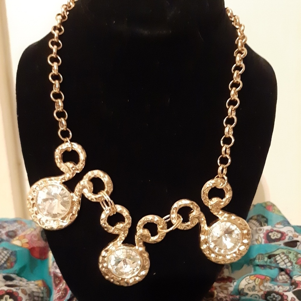 BLOCKBUSTER paparazzi piece